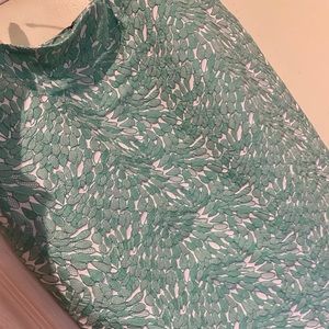 Green and white leaf printed midi skirt